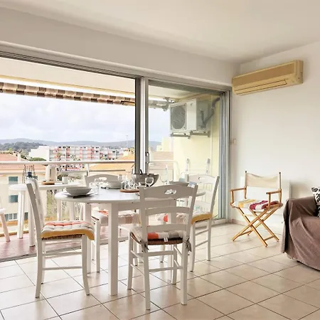 Lv820-c02 2 Pieces 4 Couchages *