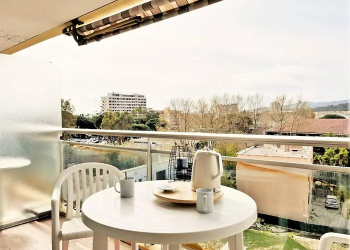 Lv820-c02 2 Pieces 4 Couchages Apartment Le Lavandou